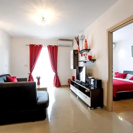 Dusanka By Interhome Vakantiehuis